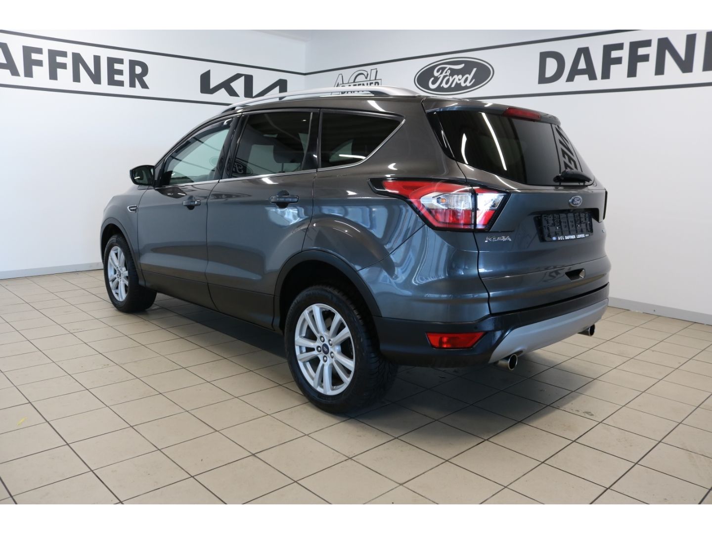 Fahrzeugabbildung Ford Kuga 1,5 Ecoboost Cool & Connect Start Stopp