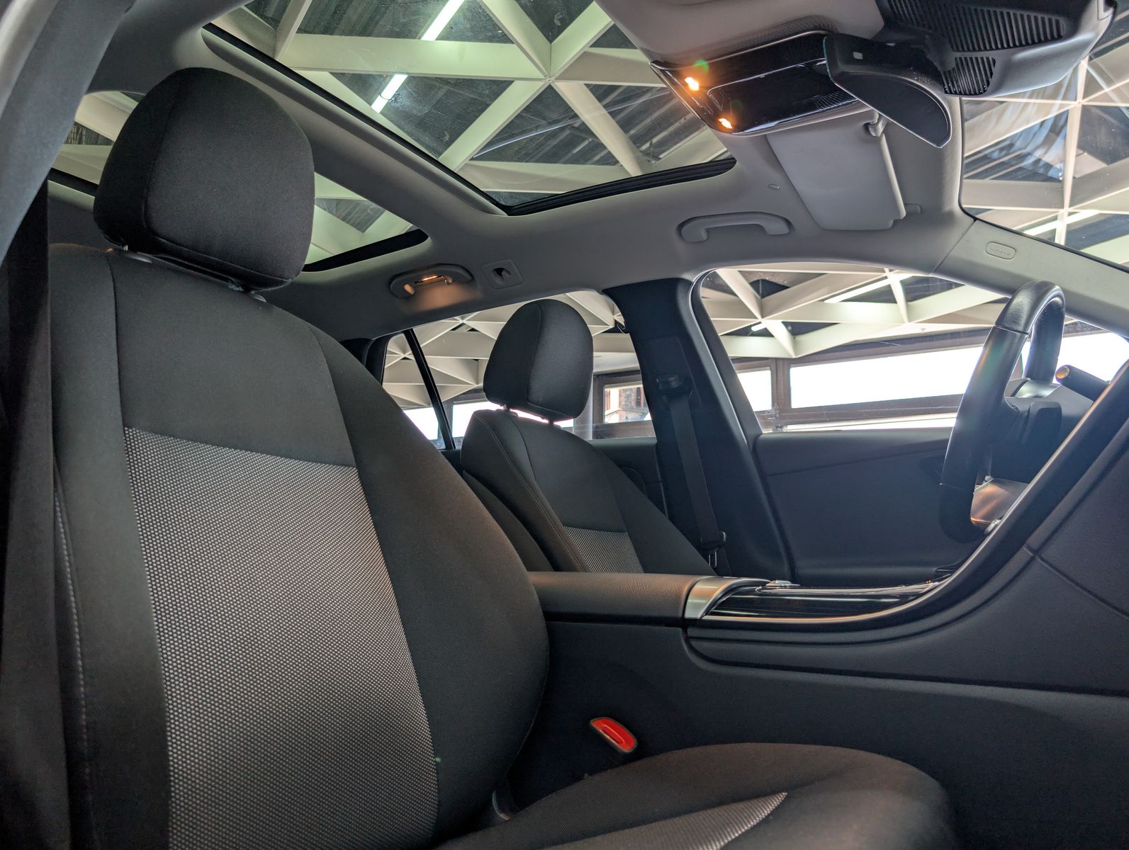 Fahrzeugabbildung Mercedes-Benz C 220 T d MHEV BUSINESS ACC PANO MBUX LED APP