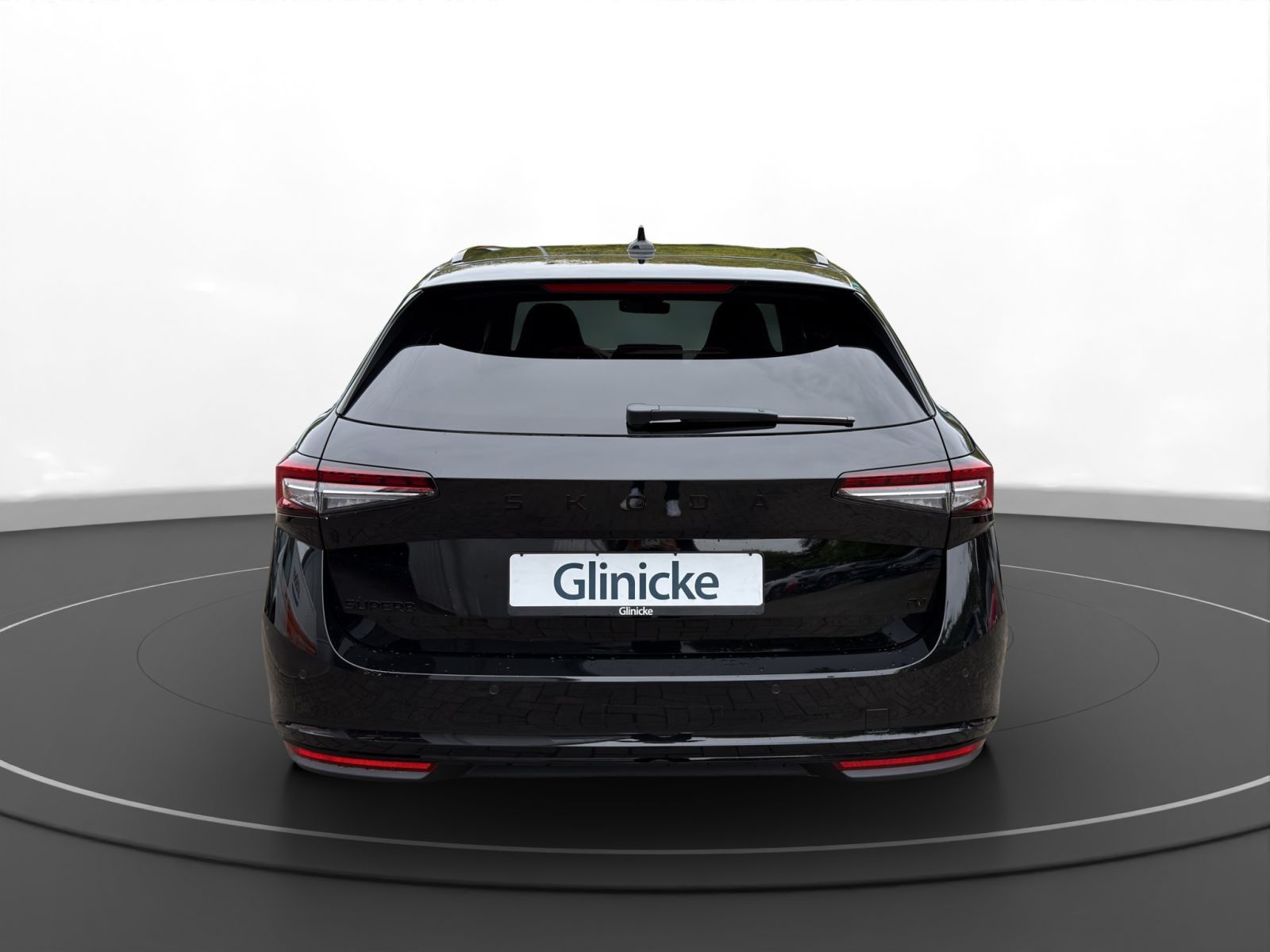 Skoda Superb - Bild 3