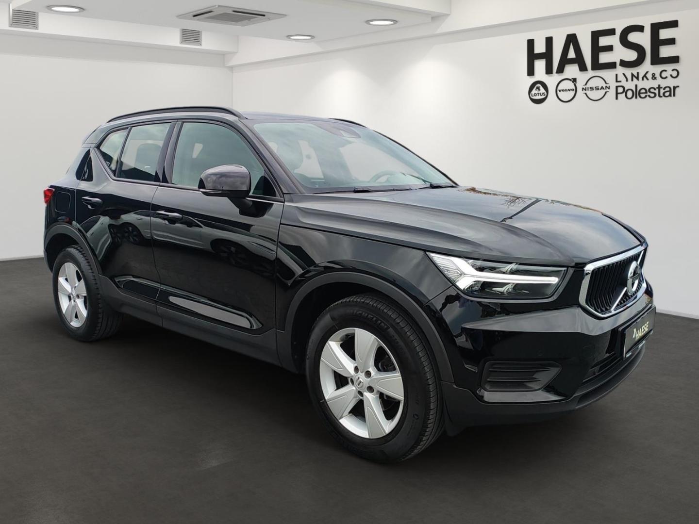 Volvo XC40 B3 Momentum Core 2WD Navi Digitales Cockpit