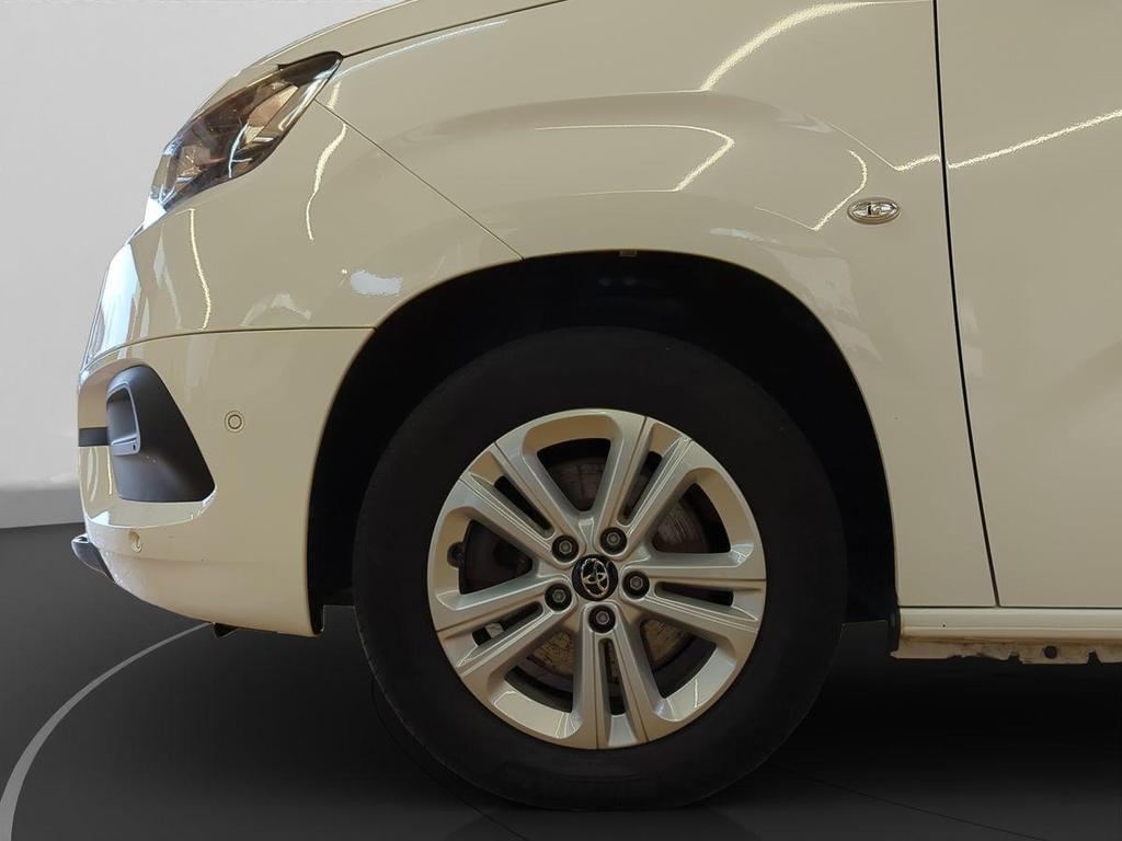 Toyota Proace City