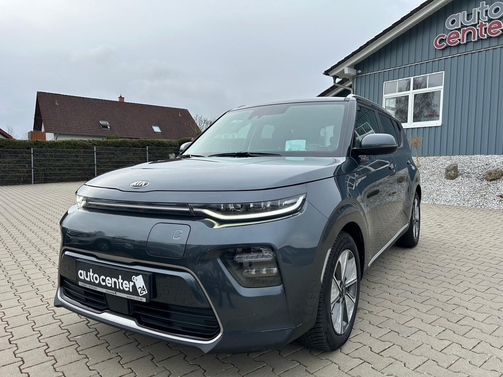 Fahrzeugabbildung Kia e-Soul Spirit°64 kWh°CCS°3 Phasen°SOH 97,2%°1Hnd