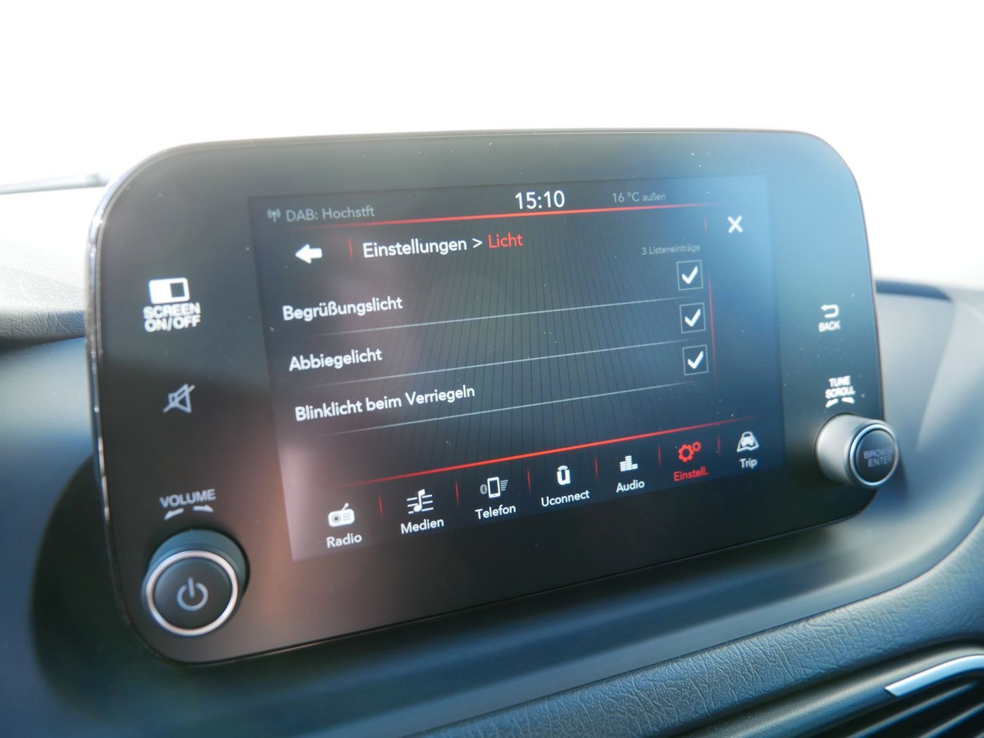 Fahrzeugabbildung Fiat Tipo HB 1.0 City Life Kamera SHZ Klimaautom. ALU