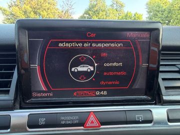 Audi A8 - 11