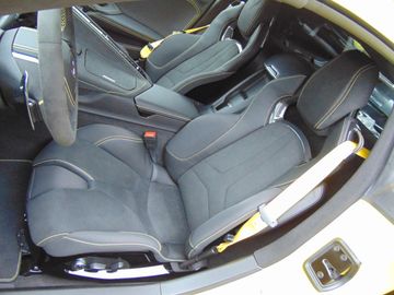 Corvette C8 - 10