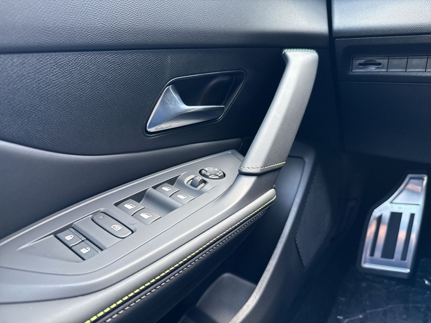 Peugeot 308 - Bild 13