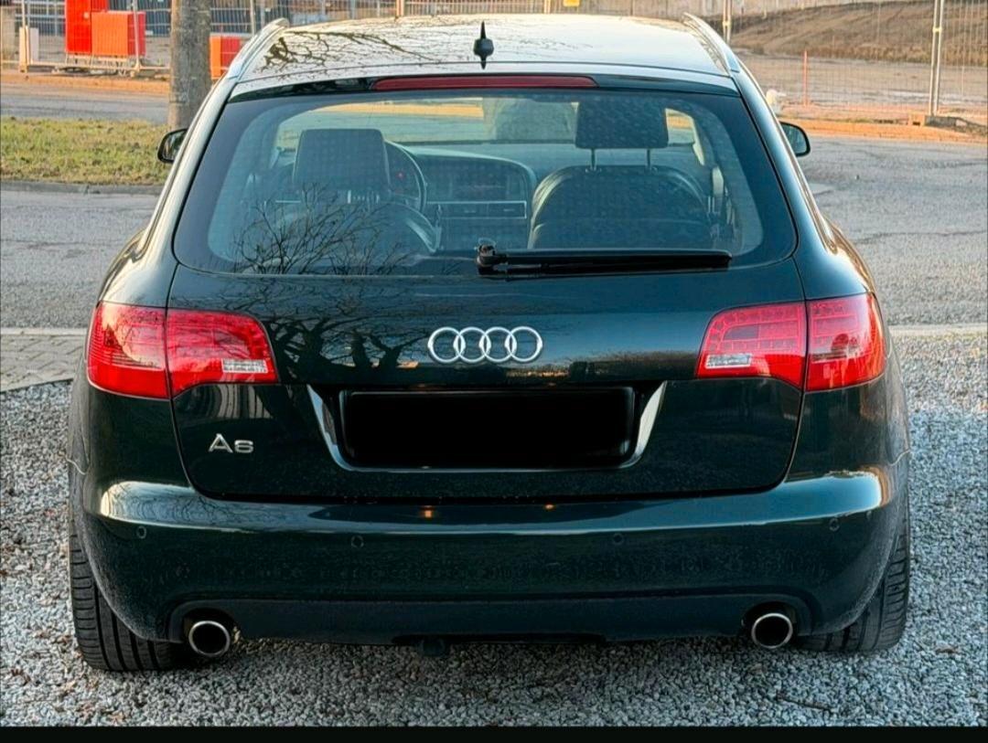 Audi A6 2005 — interior
