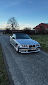 BMW 318i Cabrio - BMW 318 aus 1996: 318i