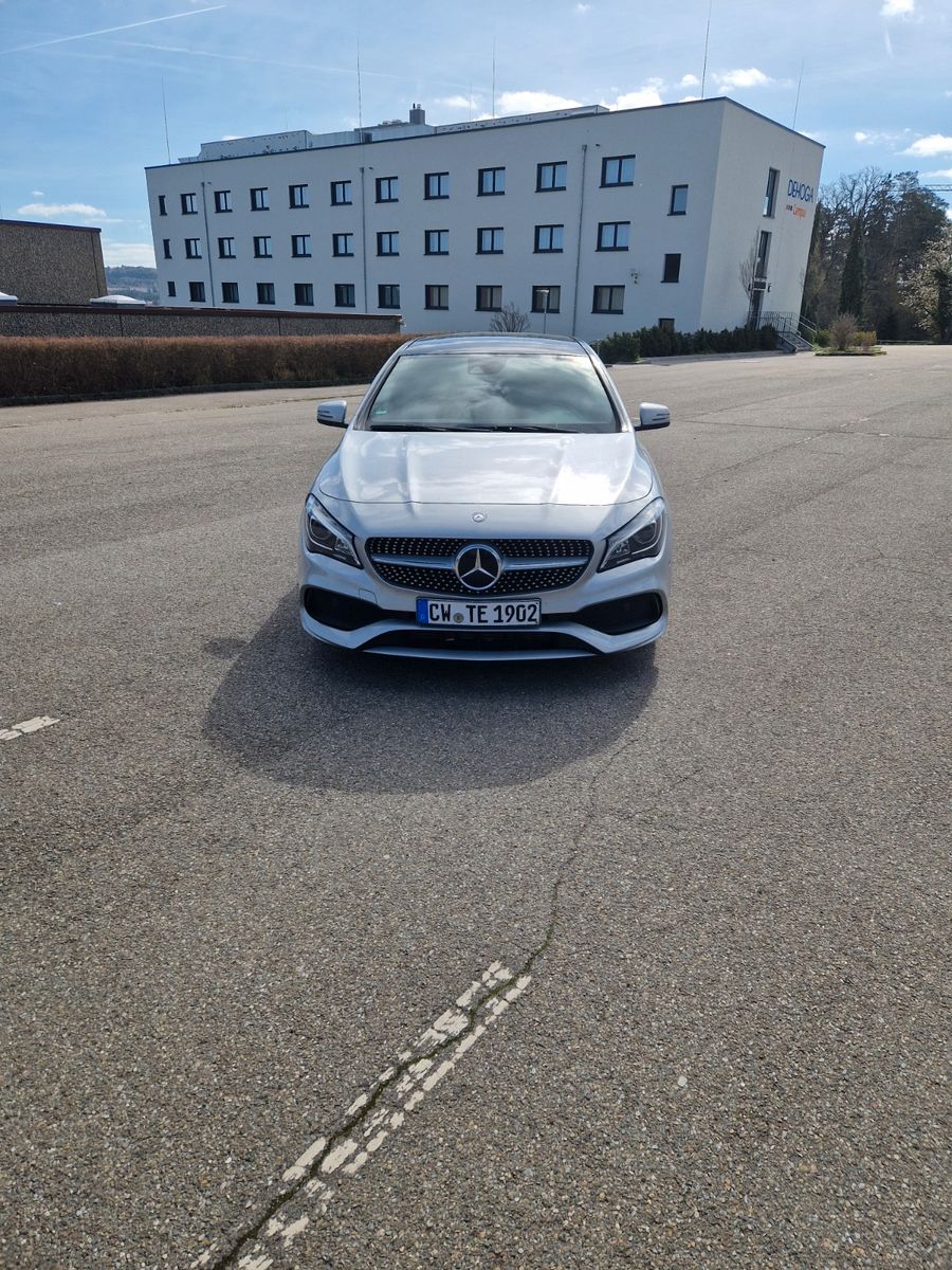 MERCEDES-BENZ CLA 250 Shooting Brake CLA 250 DCT 4MATIC AMG .