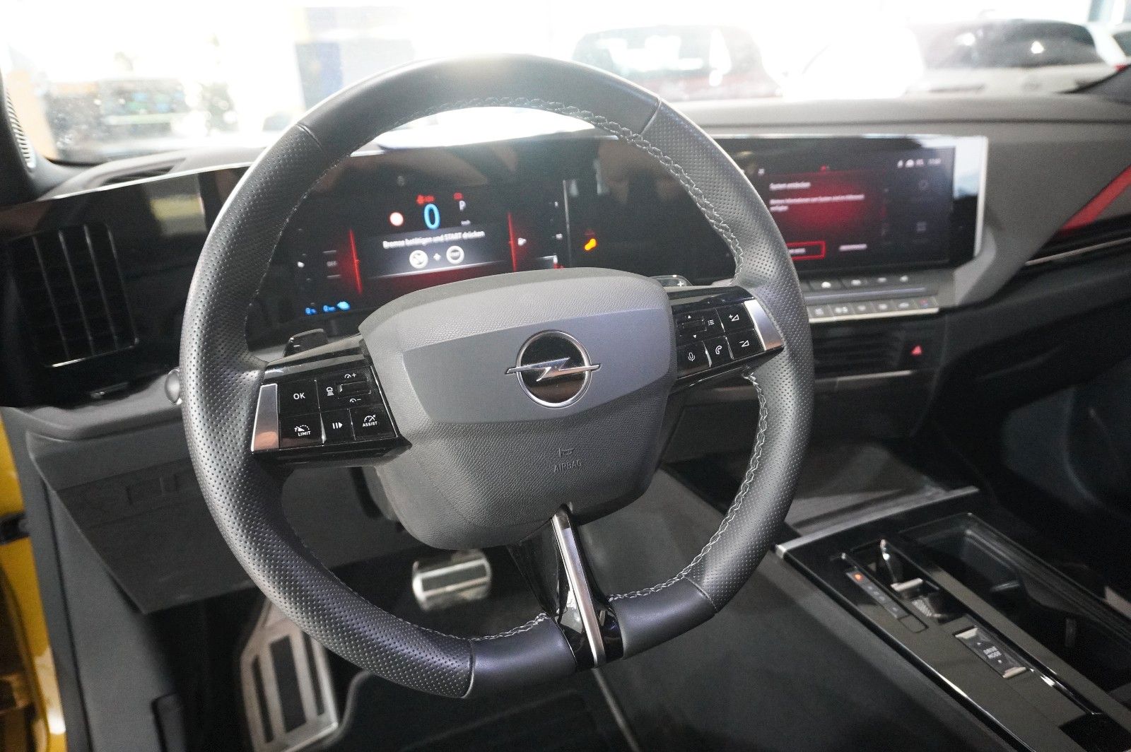 Fahrzeugabbildung Opel Astra L Lim. 1.6 HYBRID GS SPORT NAVI/360°/SPORT
