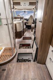 Fahrzeugabbildung HYMER / ERIBA / HYMERCAR B-Klasse Master Line I 880 *Traumwagen*
