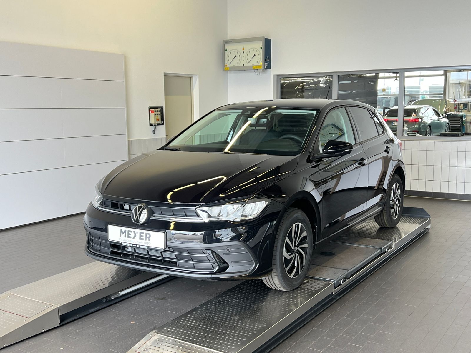Fahrzeugabbildung Volkswagen Polo Life 1.0 TSI *LED, ACC, Ready2Discover, Kam