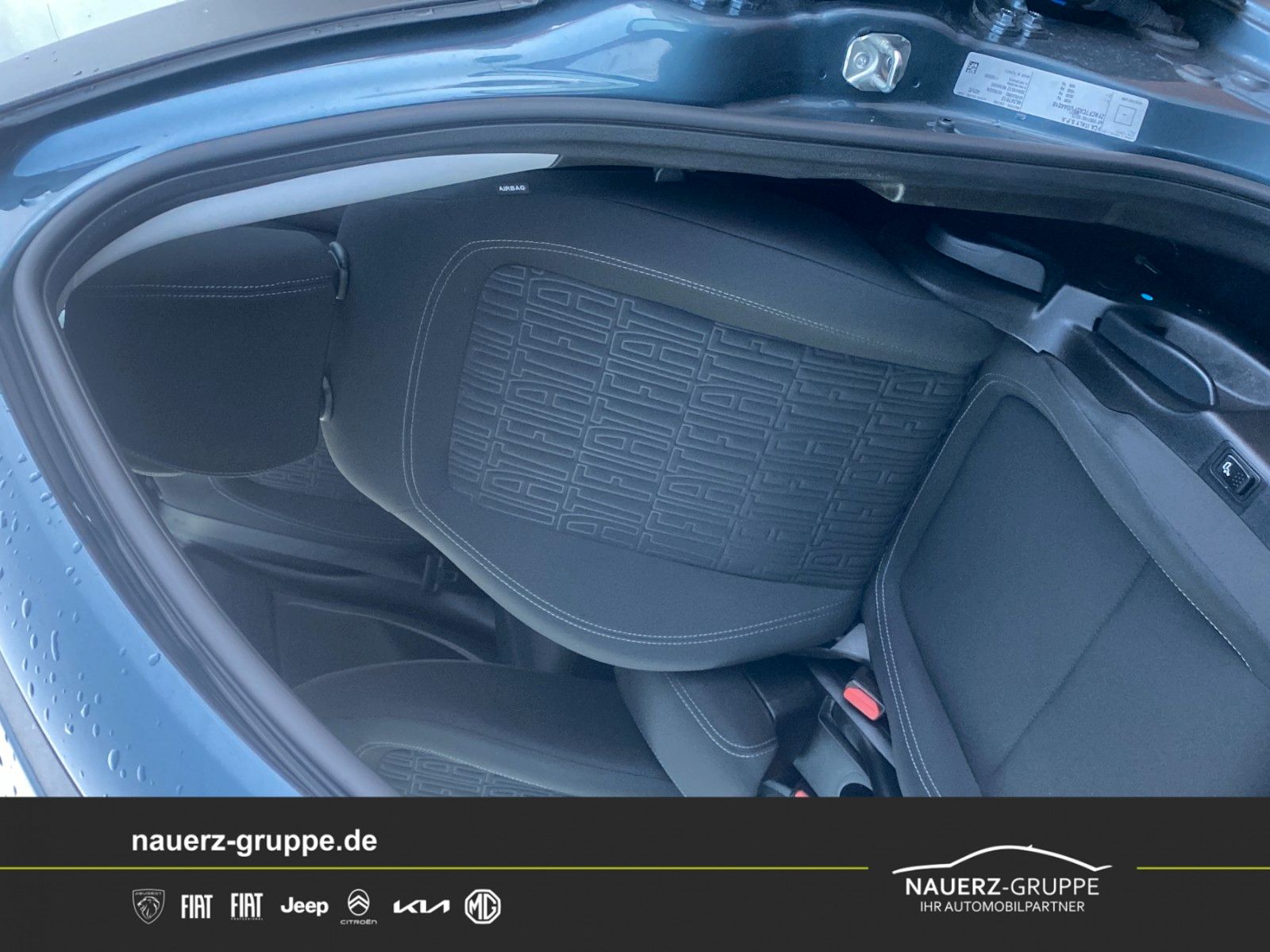 Fahrzeugabbildung Fiat Tipo Cross