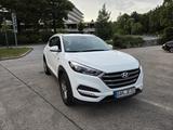 Hyundai TUCSON 1.6 GDI Pure Pure - Hyundai TUCSON: Pure