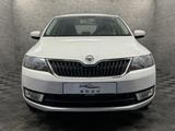 Skoda Rapid 1.2 TSI Spaceback Elegance Tempo*PDC*SHZ - weiße Skoda Rapid