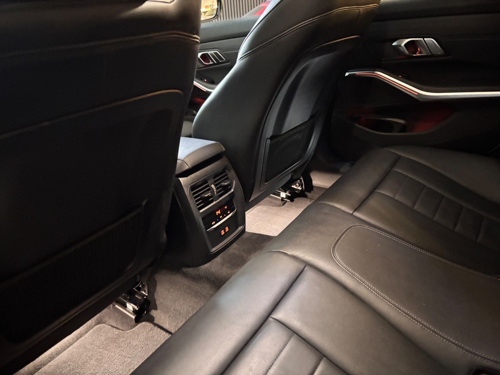 BMW Touring 320 d xDrive Luxury Line foto 12