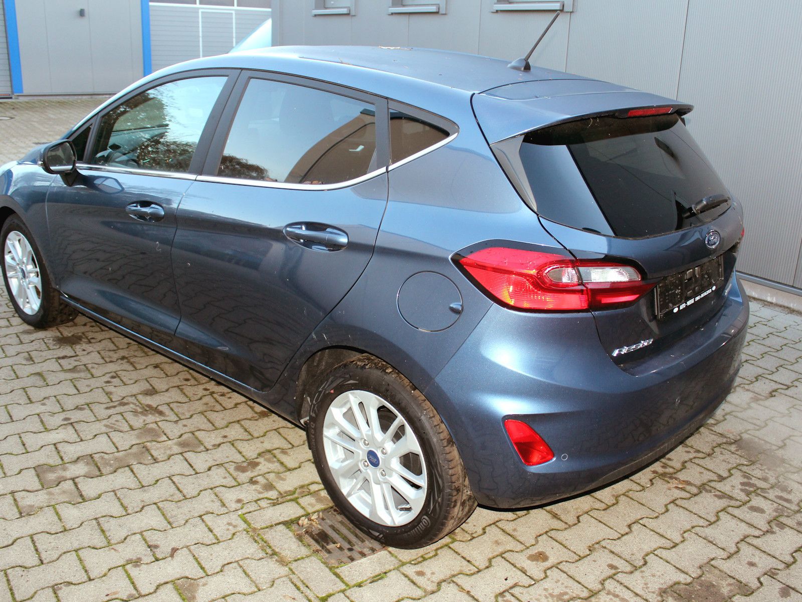 Fahrzeugabbildung Ford Fiesta Titanium