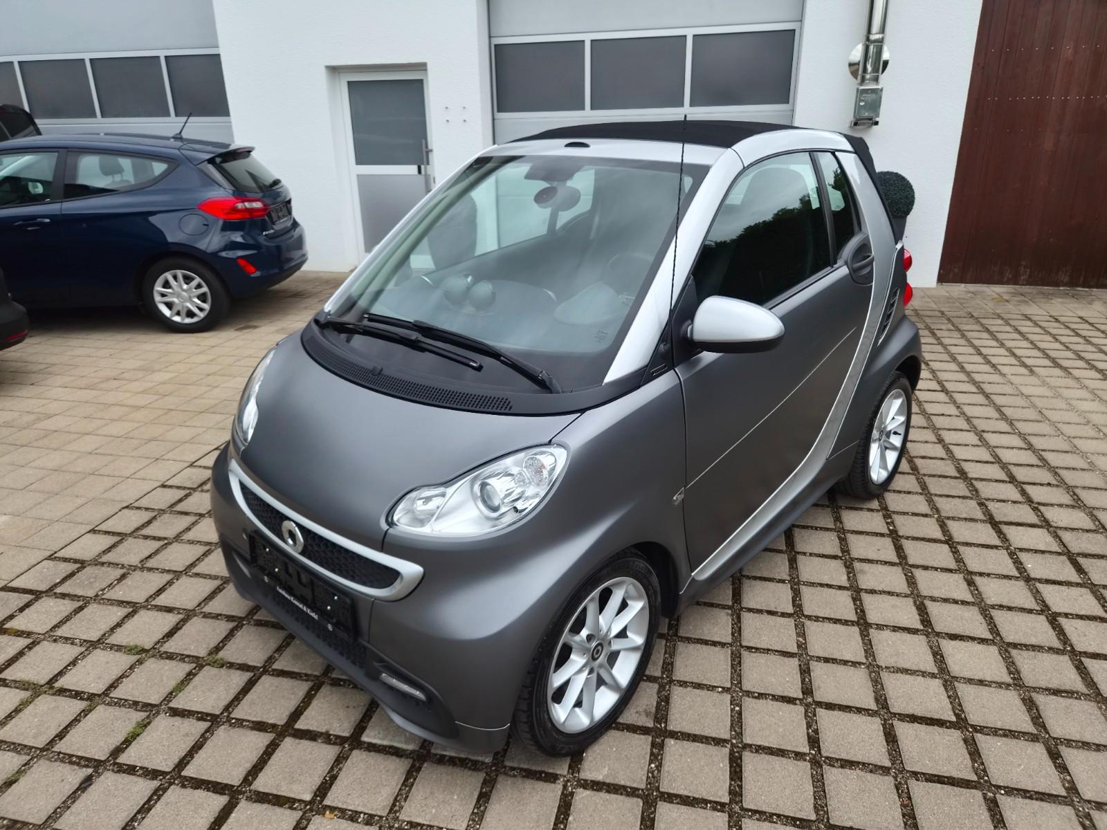 Smart ForTwo Cabrio Automatik/Navi/Tempomat/Sitzheiz.