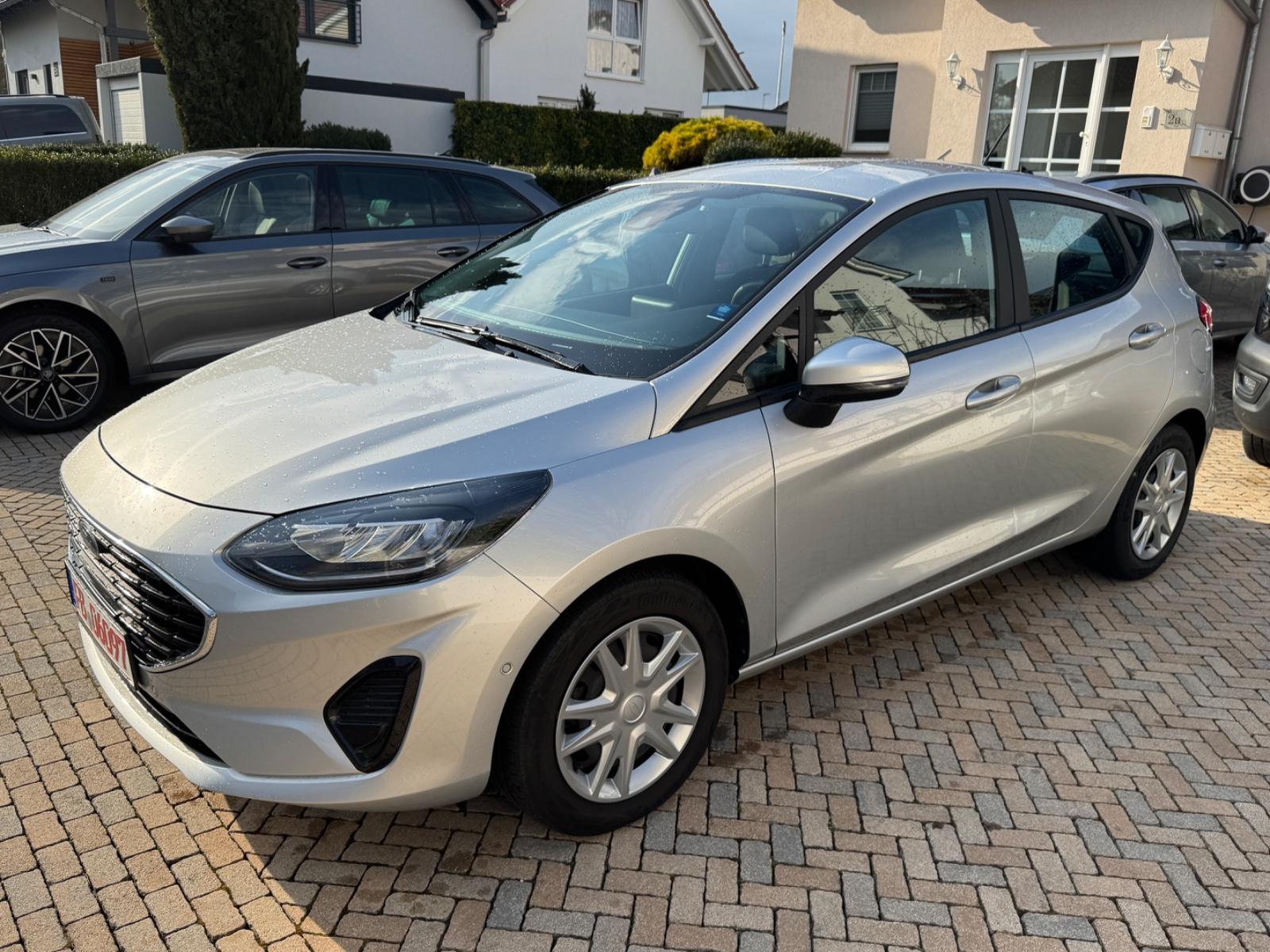 Ford Fiesta 1,0 Ecoboost CarPlay-Kamera-LED-Licht