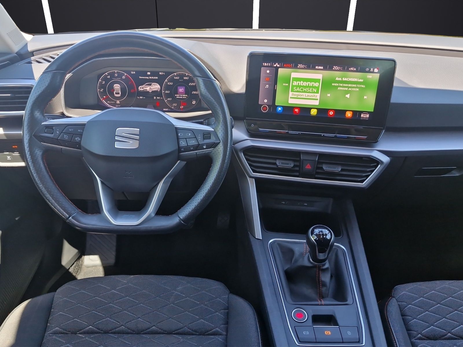 Fahrzeugabbildung SEAT Leon ST FR 1.5 TSI LED Navi AHK VC SHZ RFK