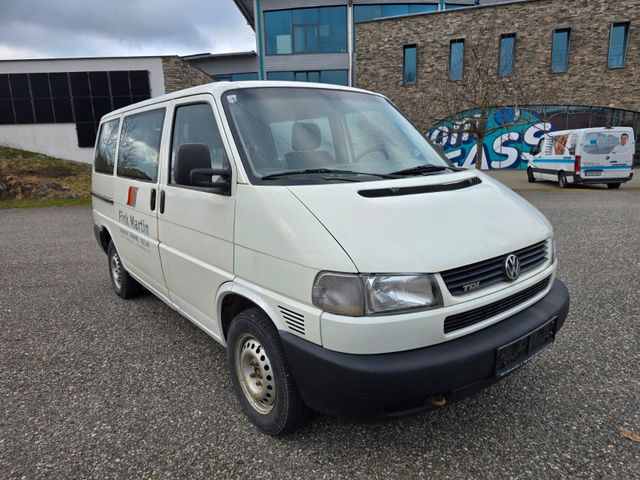 Volkswagen T4 Syncro * 9 Sitzer*