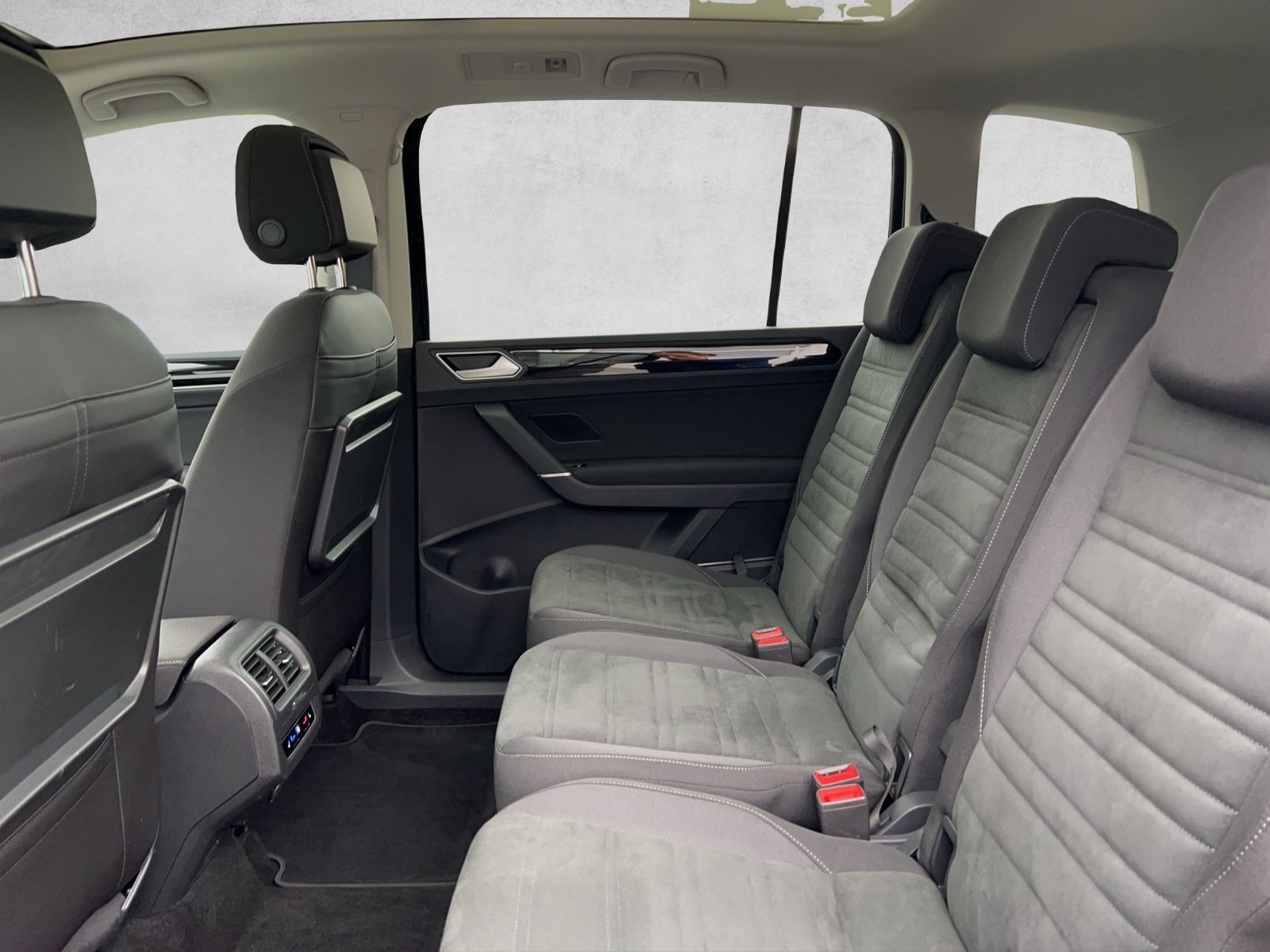 Touran Highline 1.5 TSI DSG Pano*Standhzg*Keyles