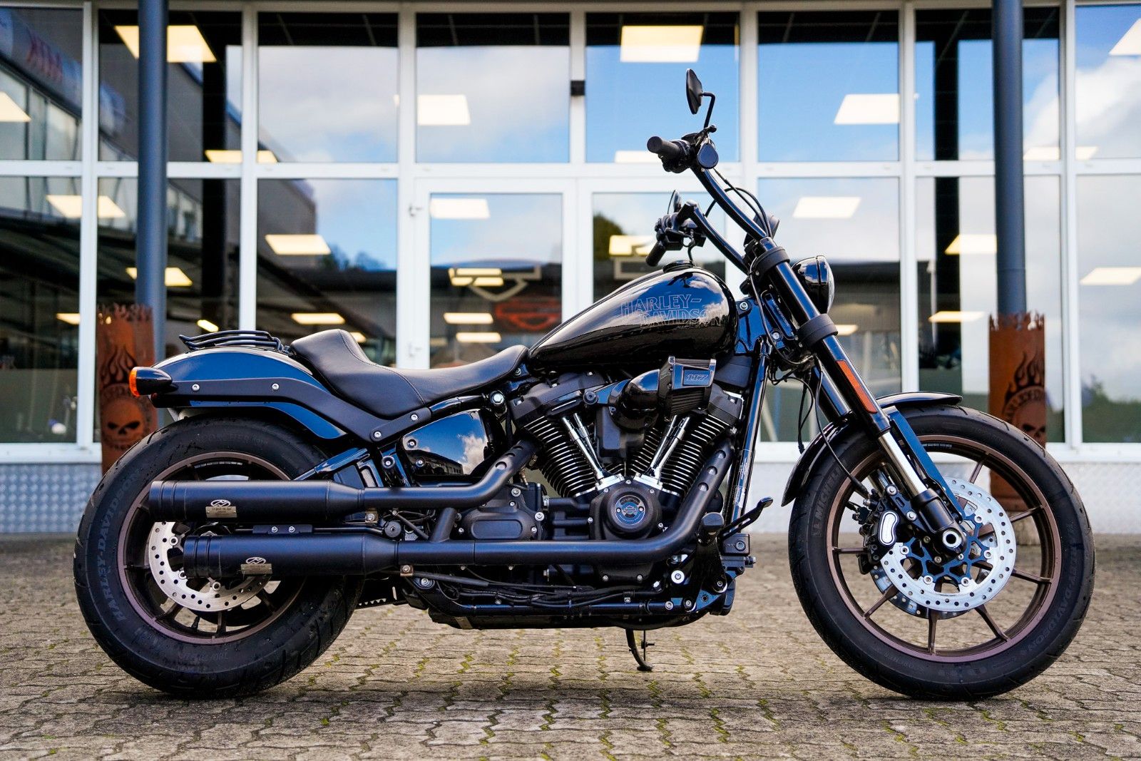Fahrzeugabbildung Harley-Davidson FXLRS LOW RIDER S 117 CUI - JEKILL&HYDE -