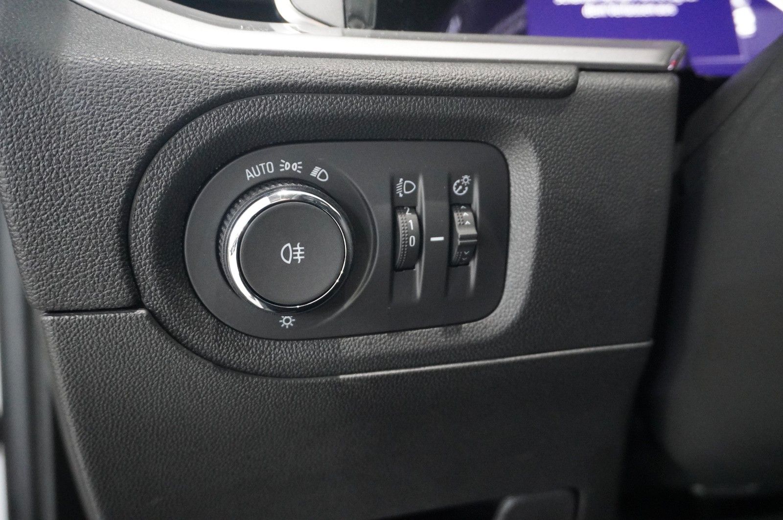 Fahrzeugabbildung Opel Grandland (X) 1.2T GS SPORT NAVI/LED/KAMERA/VIRT