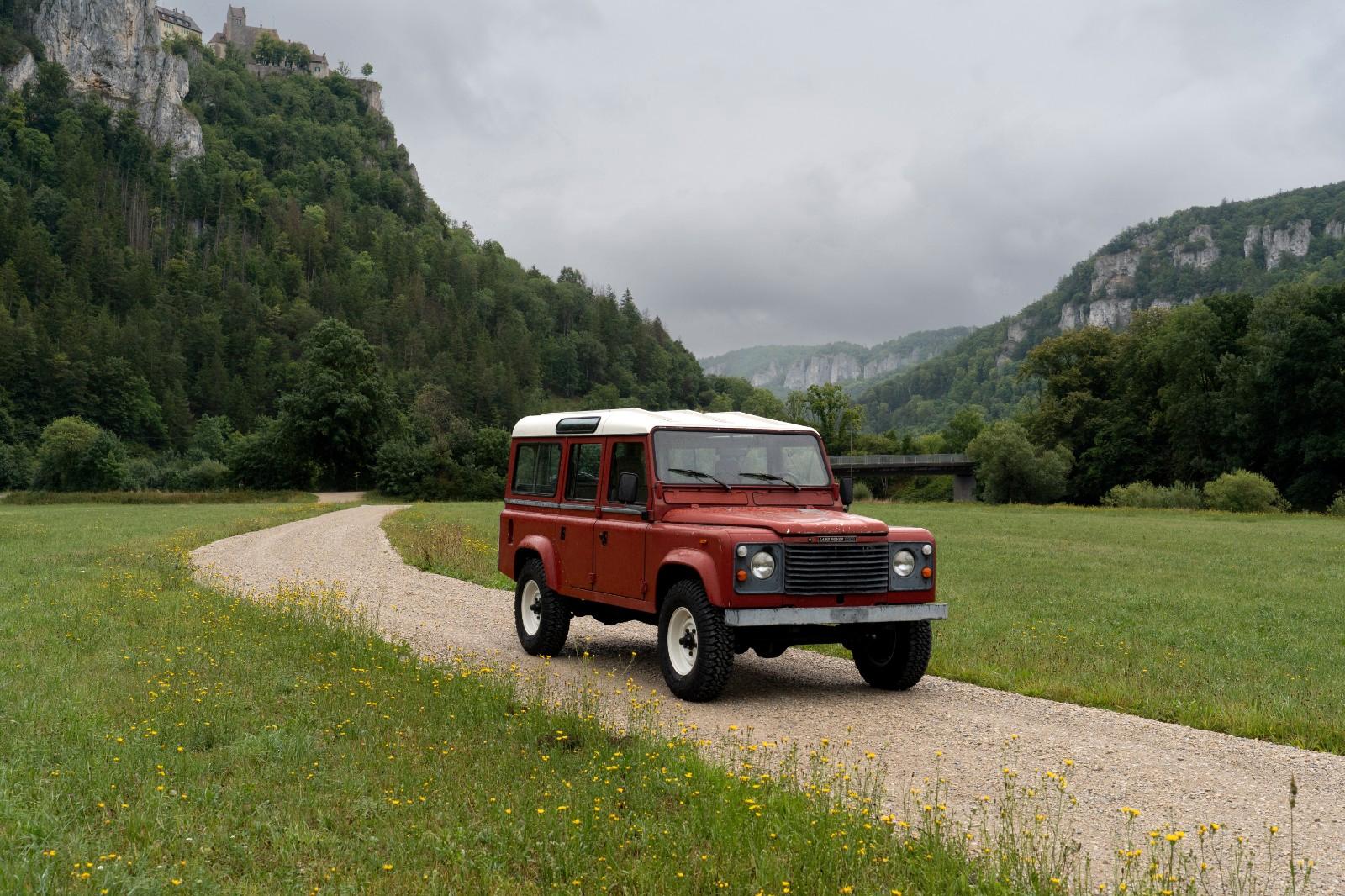 Land Rover Defender