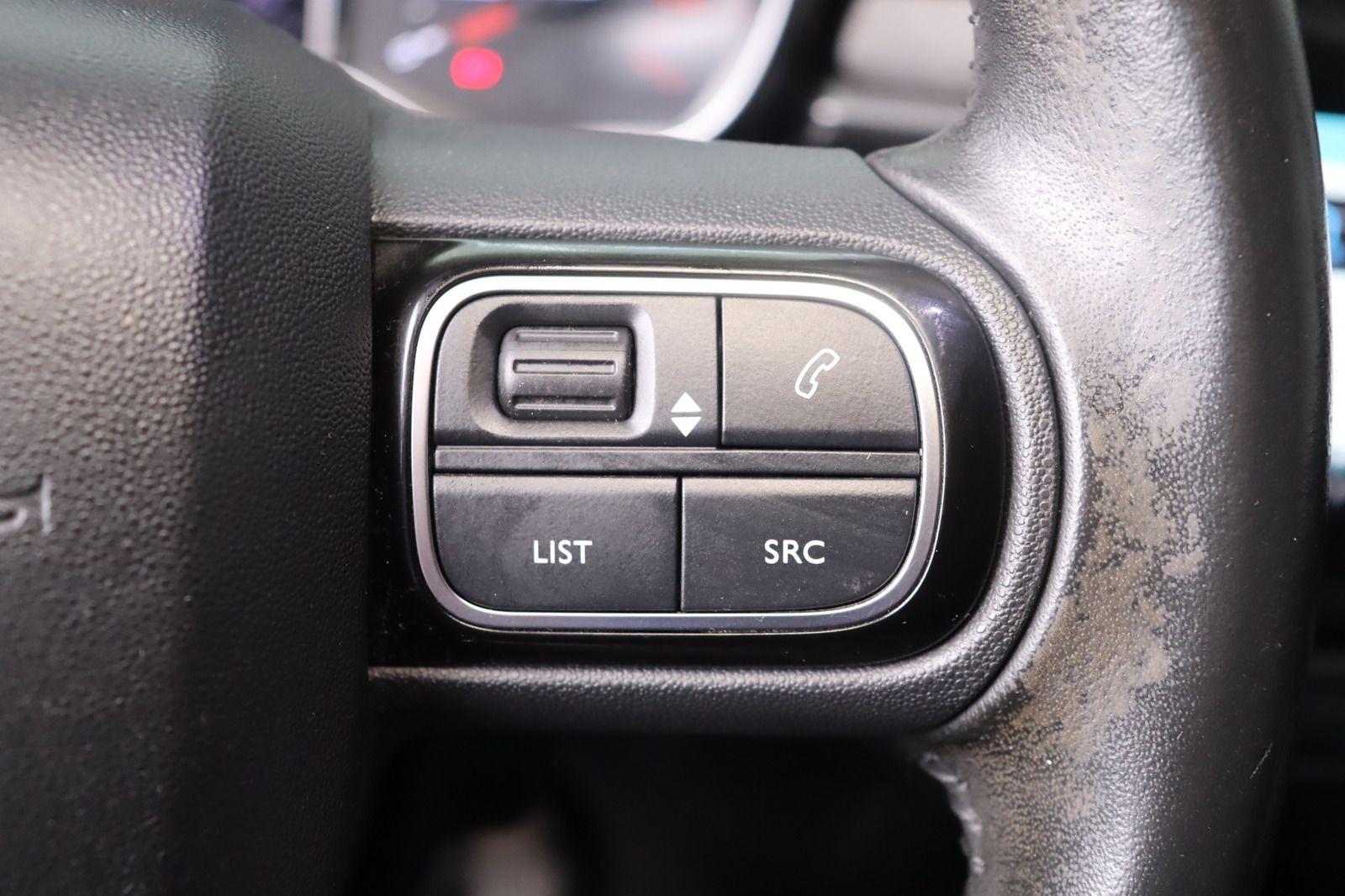 Fahrzeugabbildung Citroën C3 * LED * Navi * Keyless * 8-fach