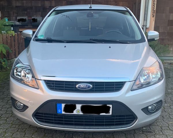 Ford Focus 1,6 l *Tüv und Kupplung Neu* or...