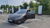Tesla Model S  P 85  . TOP Zustand . Kein free SC - gebrauchte Tesla Model S aus dem Jahr 2014