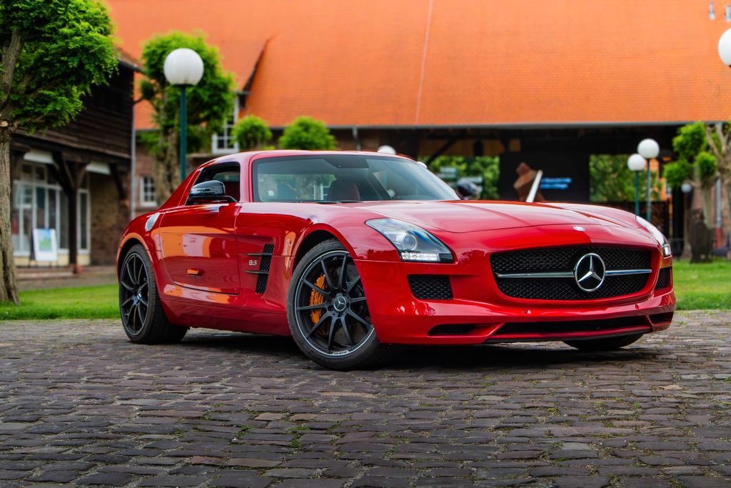MERCEDES-BENZ SLS 2014