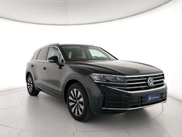 Volkswagen Touareg - 4