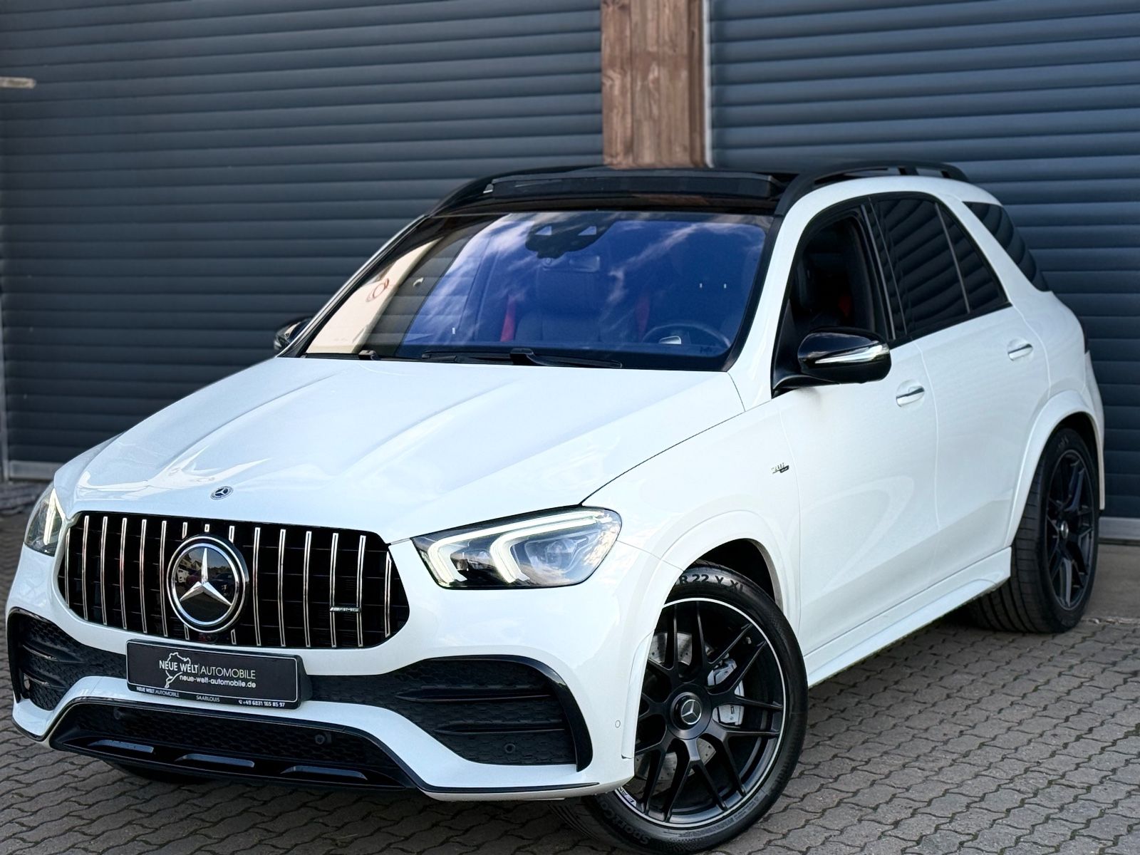 MERCEDES-BENZ GLE 53 AMG 4M+/Pano/PerfAga/AHK/BURMESTER/HUD/22