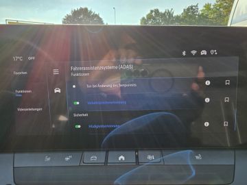 Bild 17 Opel Astra GS ST AT8/NAVI/SHZ+LHZ/PDC vo+hi+360Cam