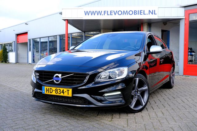 Volvo S60 2.0 D2 R-Design Navi|Clima|Leder-Alcantara|L