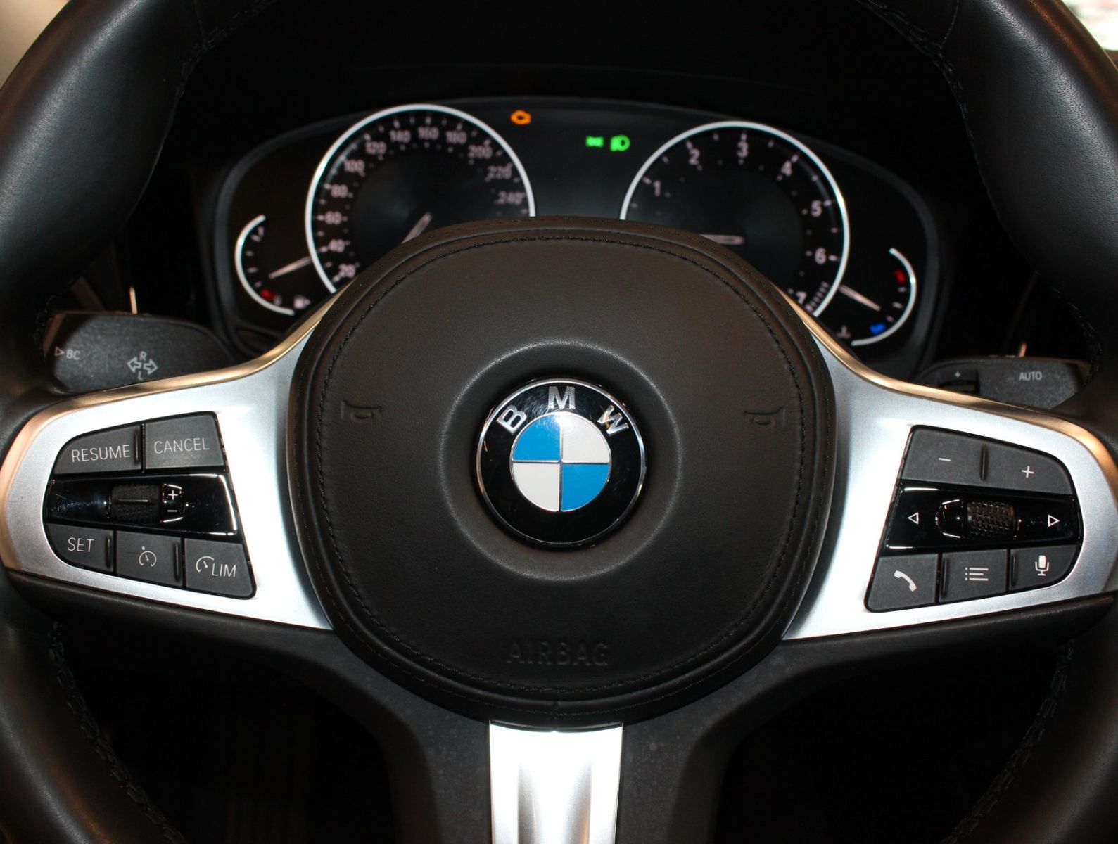 Fahrzeugabbildung BMW 320 i Advantage 1.Hand*GSD*Kamera*CarPlay