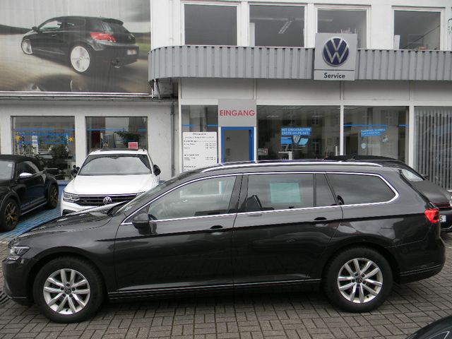 Volkswagen Passat Variant Business 2,0 TDI DSG AHK CAM