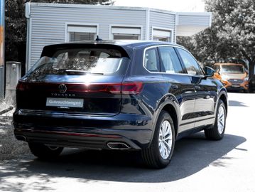 Volkswagen Touareg - 7