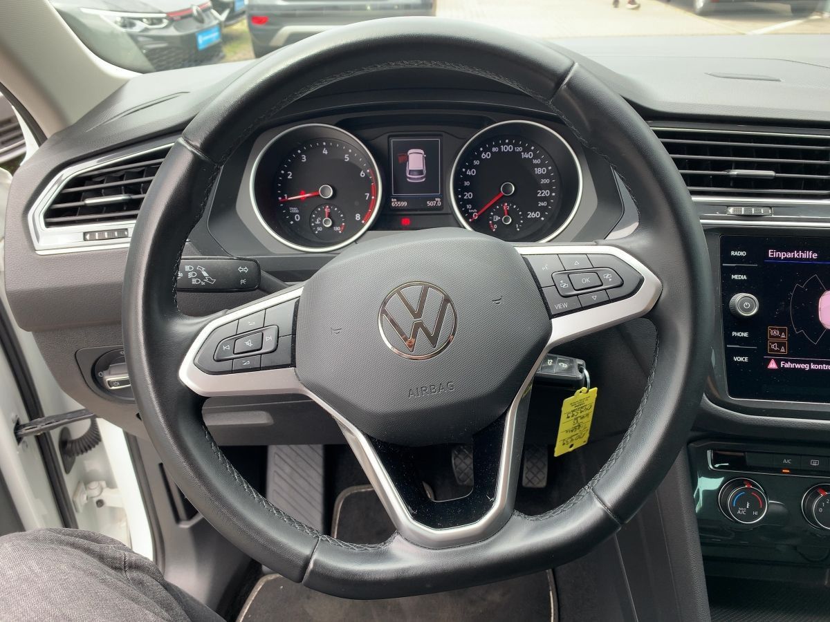 Volkswagen Tiguan 1.5 TSI Klima LED App PDC foto 10