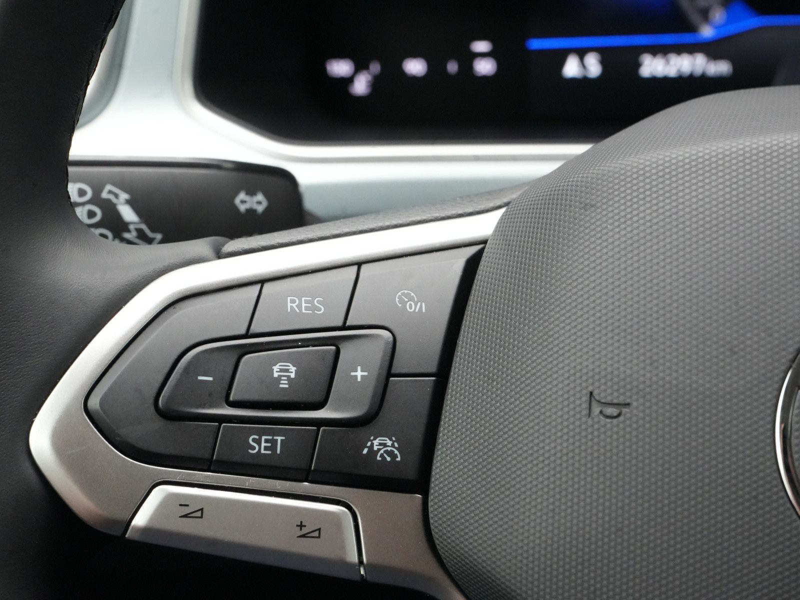 Volkswagen T-Roc - Bild 8