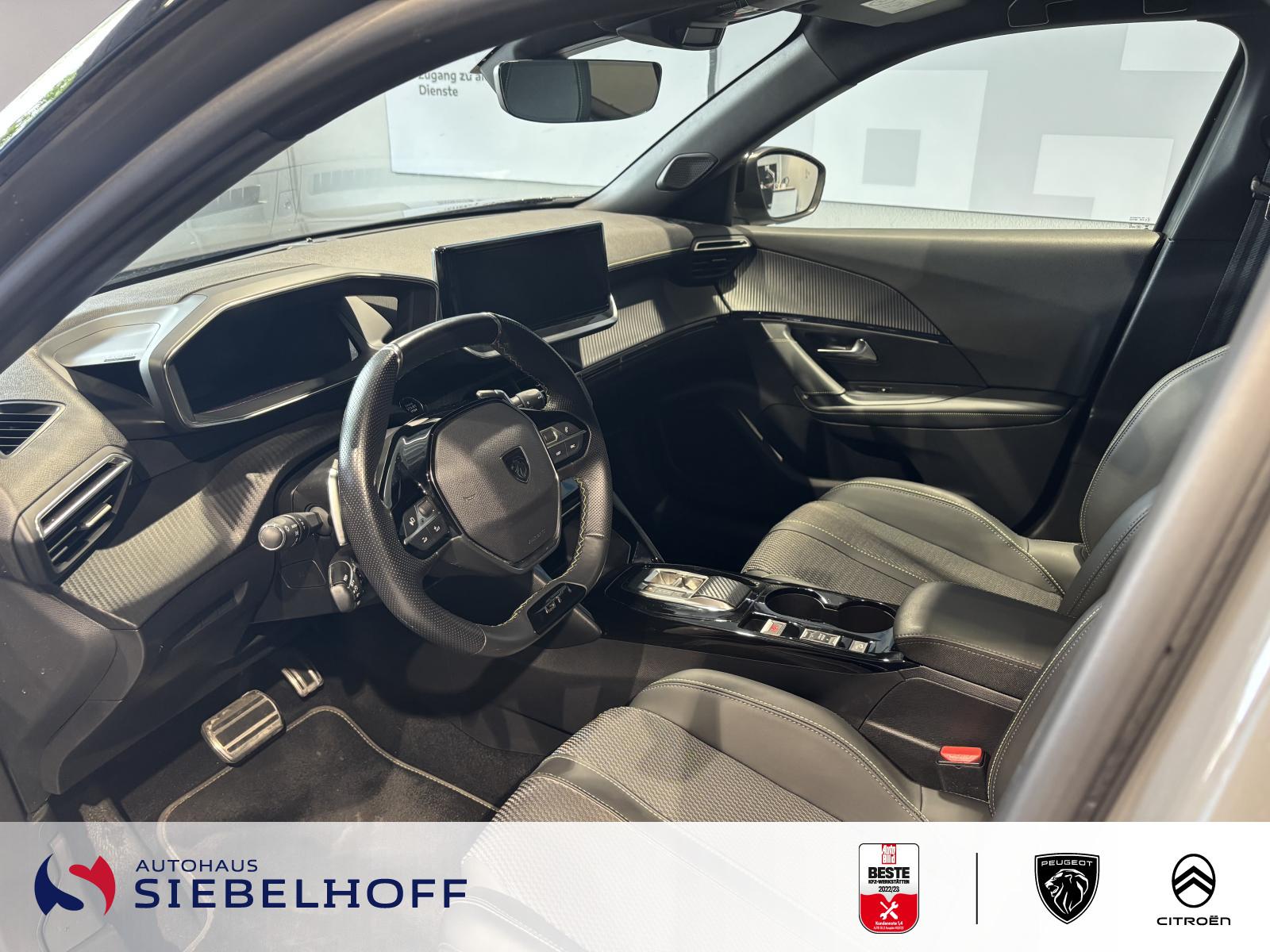 Peugeot 2008 GT PureTech 130 EAT8