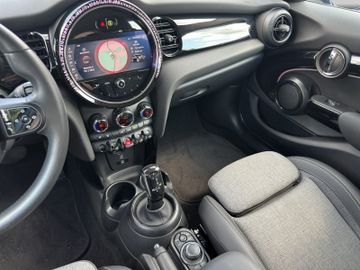 MINI Cooper 1.5 Kam KeyLess LED Navi CARPLAY