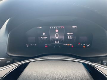 Skoda Karoq 1.0 TSI Drive *2xPDC*AHK*CAM*DAB*MATRIX*