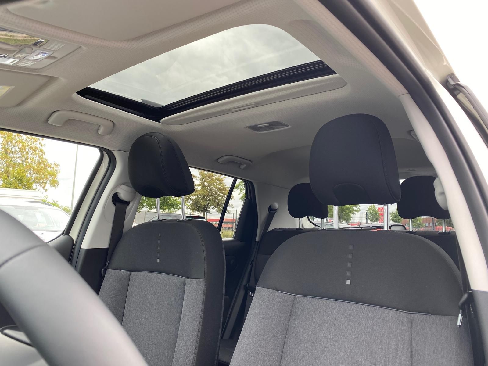 Fahrzeugabbildung Hyundai INSTER Elektro 85 kW APP+KLIMA+ACC+KAMERA+17"Alu