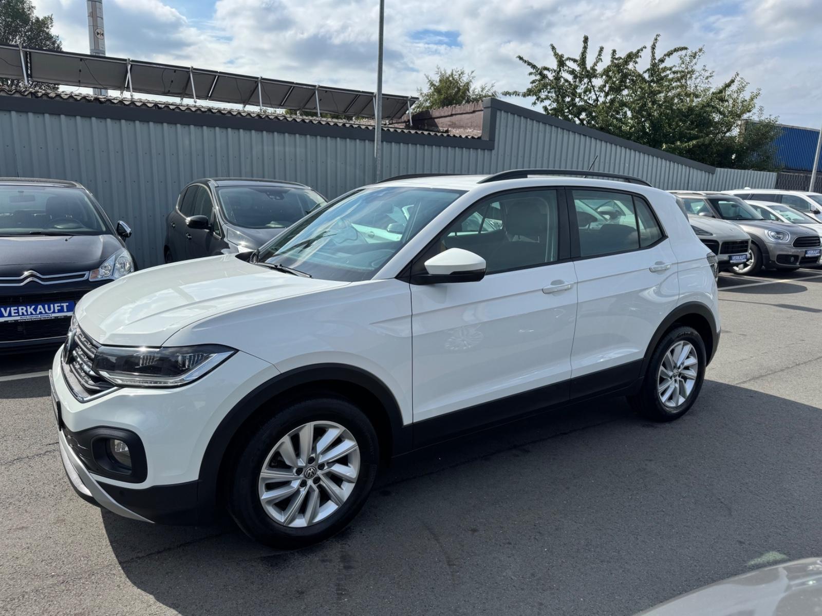 Volkswagen T-Cross *LIFE*ACC*AHK*LED*RFK*1 HAND*TÜV NEU