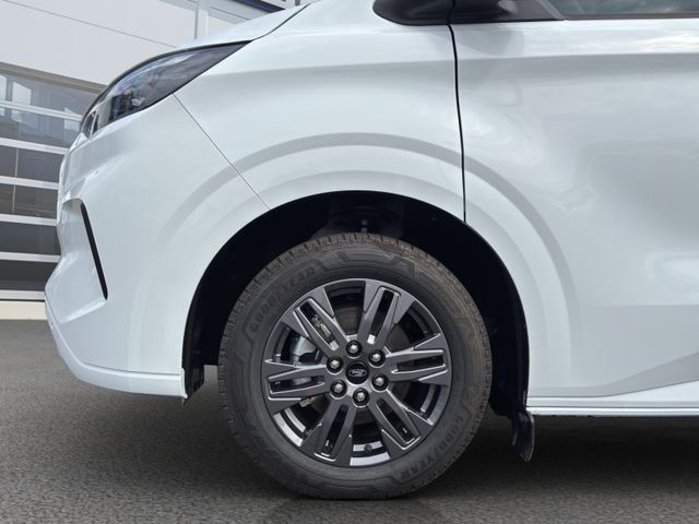 Fahrzeugabbildung Ford Tourneo Custom 2.0l 320 L1 Nugget Titanium Auf