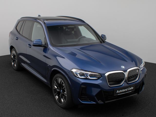 Foto Nummer 3: BMW iX3
