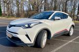 Toyota C-HR 1.8-l-VVTi Hybrid Lounge Lounge Scheckheftg - Toyota C-HR von privat